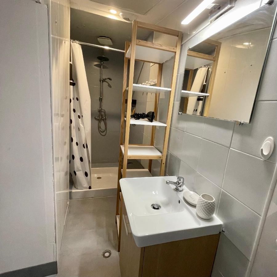 Appartement Intra-Muros Bien Situe Et Agreable A Proximite Des Theatres Avignon Extérieur photo